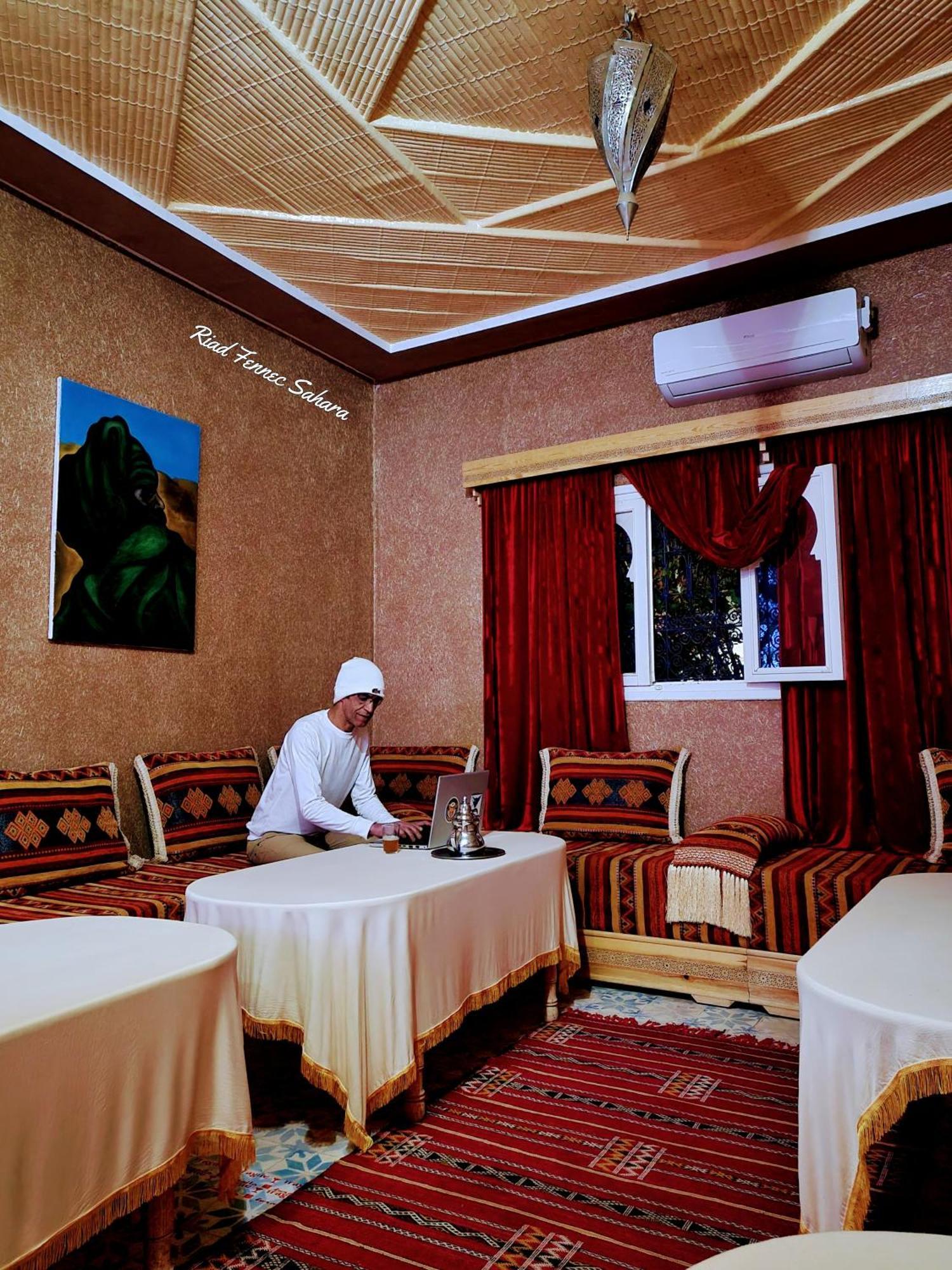Riad Fennec Sahara Zagora Bilik gambar